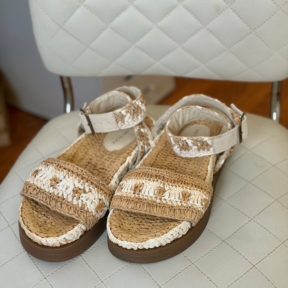 Free People Roma Raffia Sandals - Picture 3 of 6